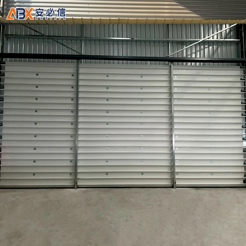百色分段式滑升门